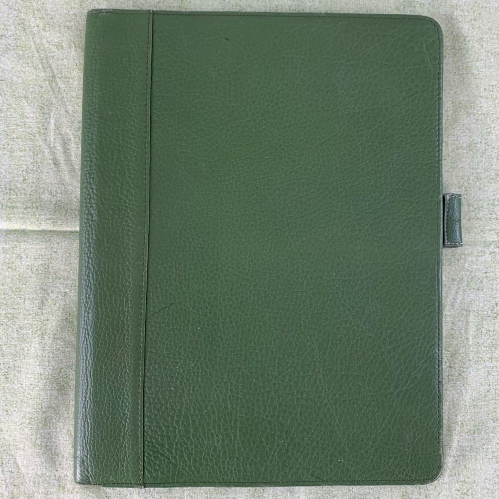 Franklin Covey green leather Padfolio.